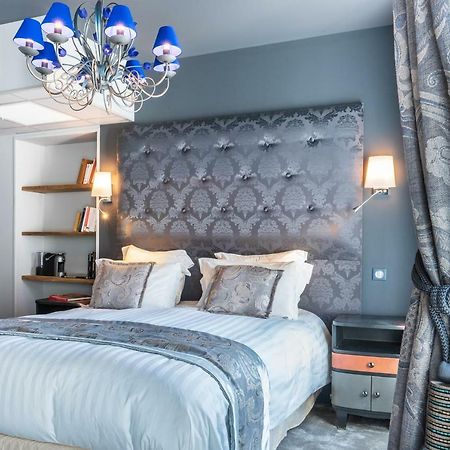 Brit Hotel Privilege Lisieux - La Villa Des Arts Экстерьер фото